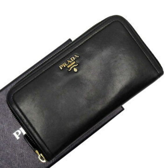 Prada zip long Wallet Black leather - Picture 1 of 3